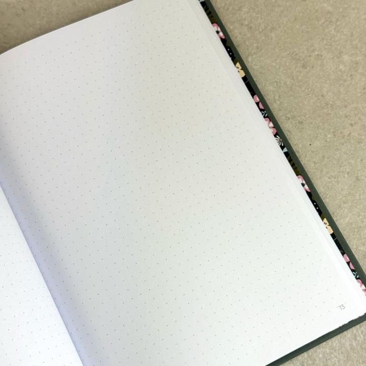Notebook 192 pages, dotted, hard cover - Lola Lima Paper Co.